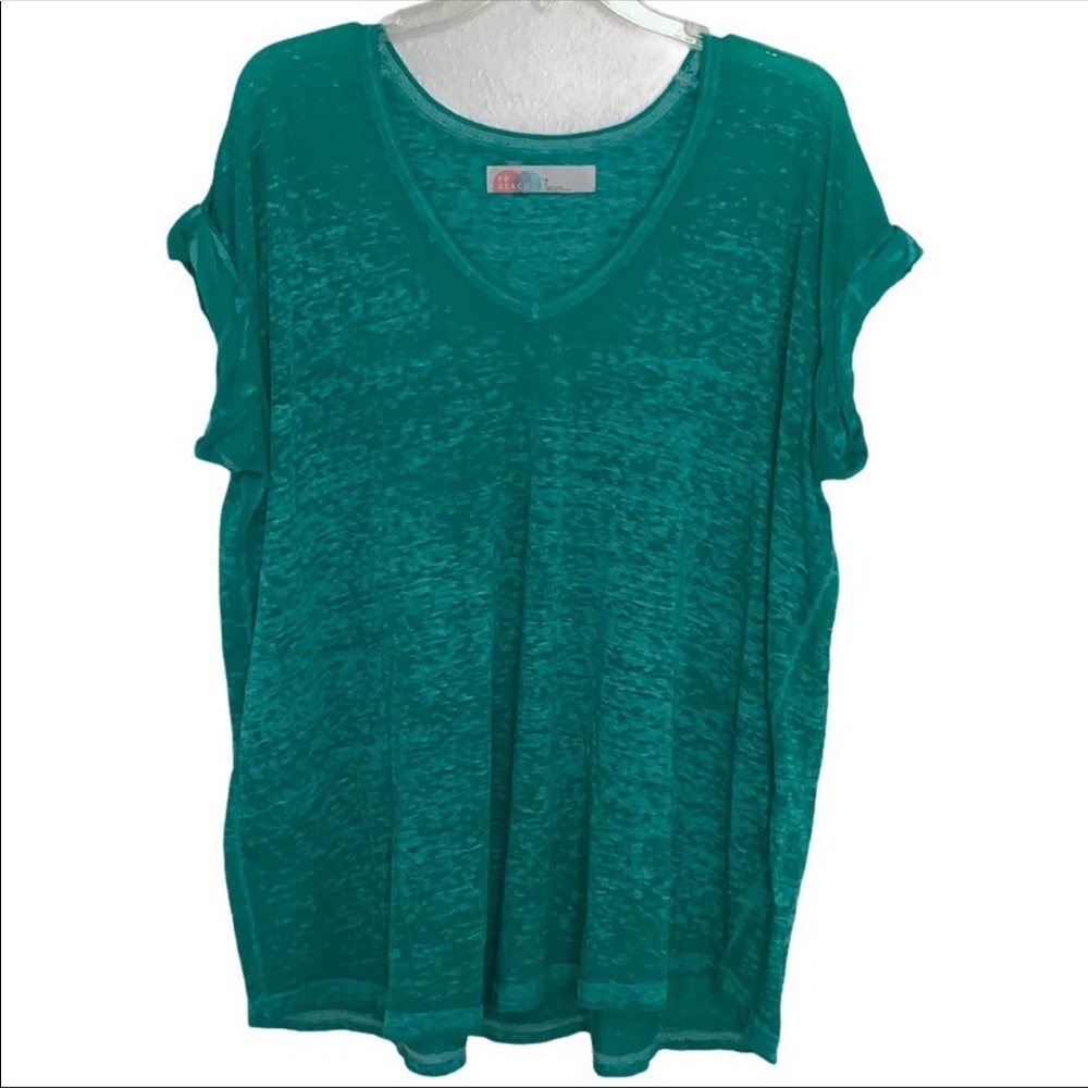 🍀🍀FREE PEOPLE Oversized Burnout Tee Green🍀🍀